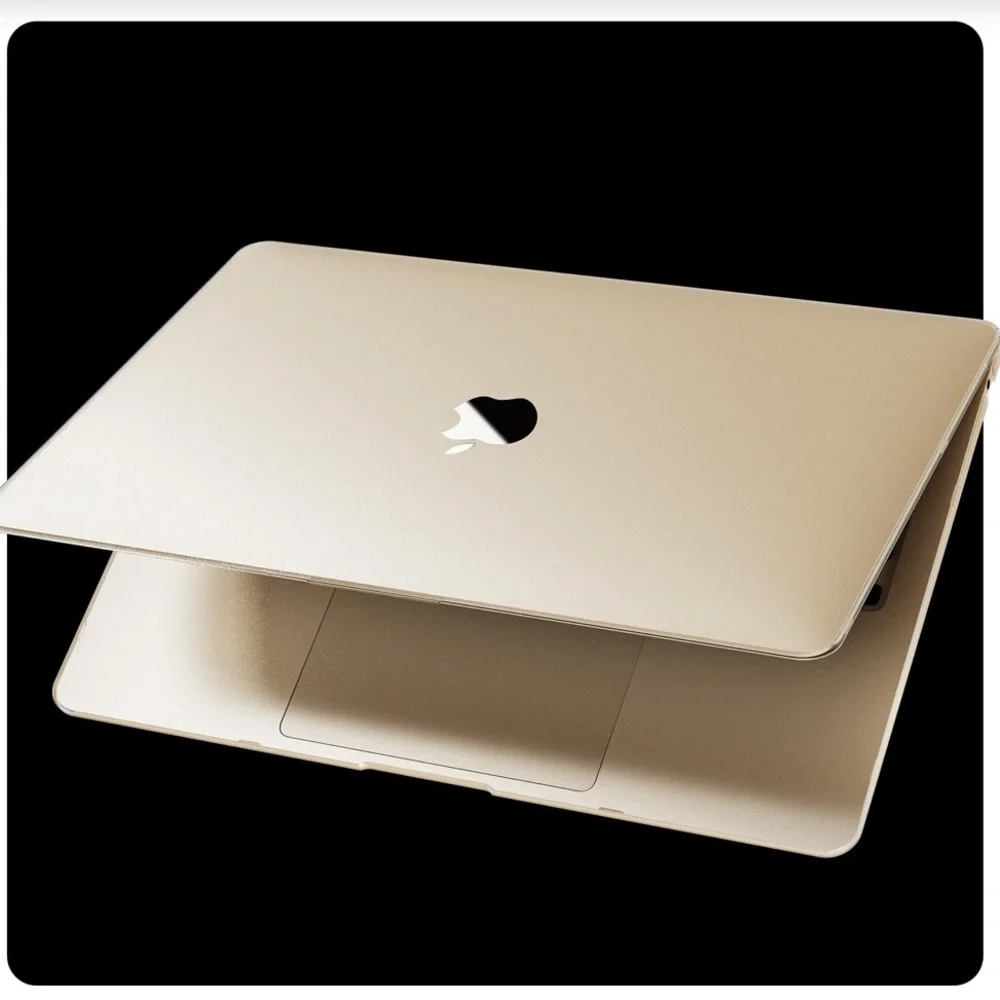 MacBook Air 15” Case/Hardshell Laptop Cover-Starlight Clear